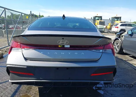 2025 Hyundai Elantra Sel Sport from USA, damaged, VIN KMHLM4DG1SU930092